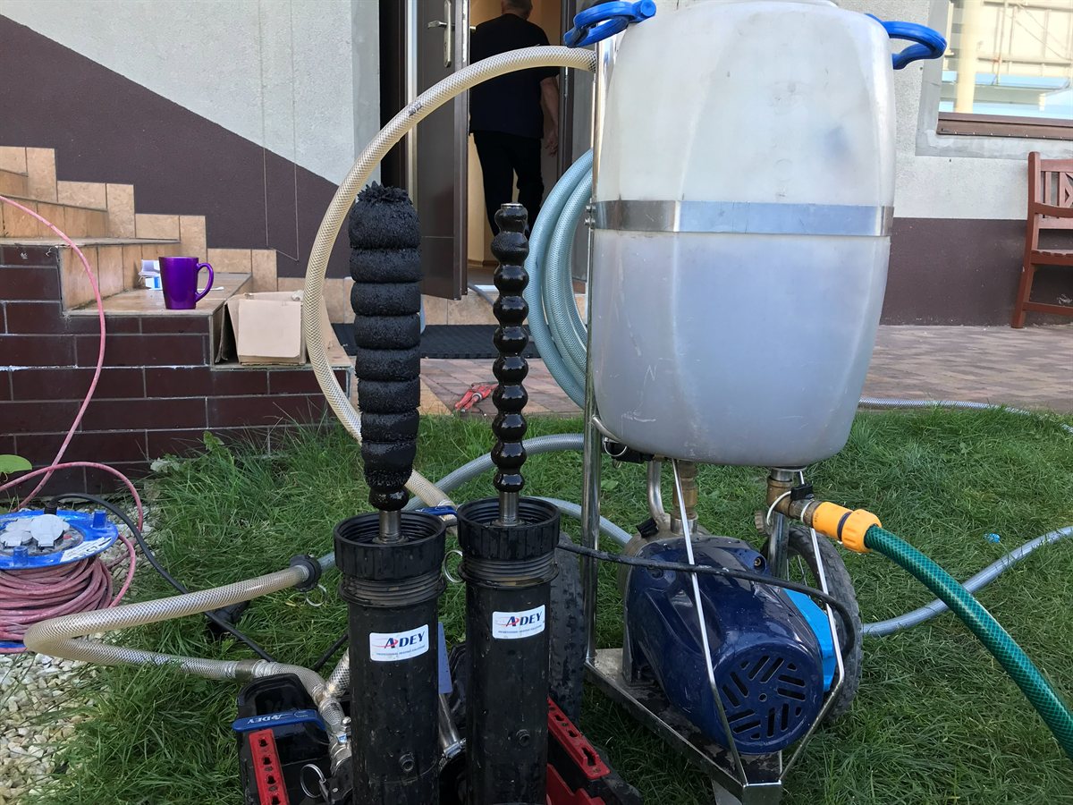 Płukanie instalacji CO pompą Ropuls — realizacja w Częstochowie